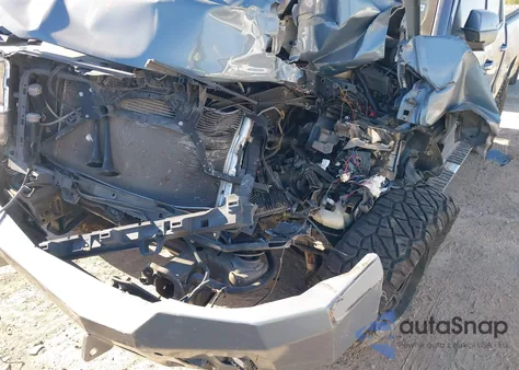 2016 Chevrolet Silverado 1500 1Lt из США, поврежденный, VIN 3GCPCREC5GG179140